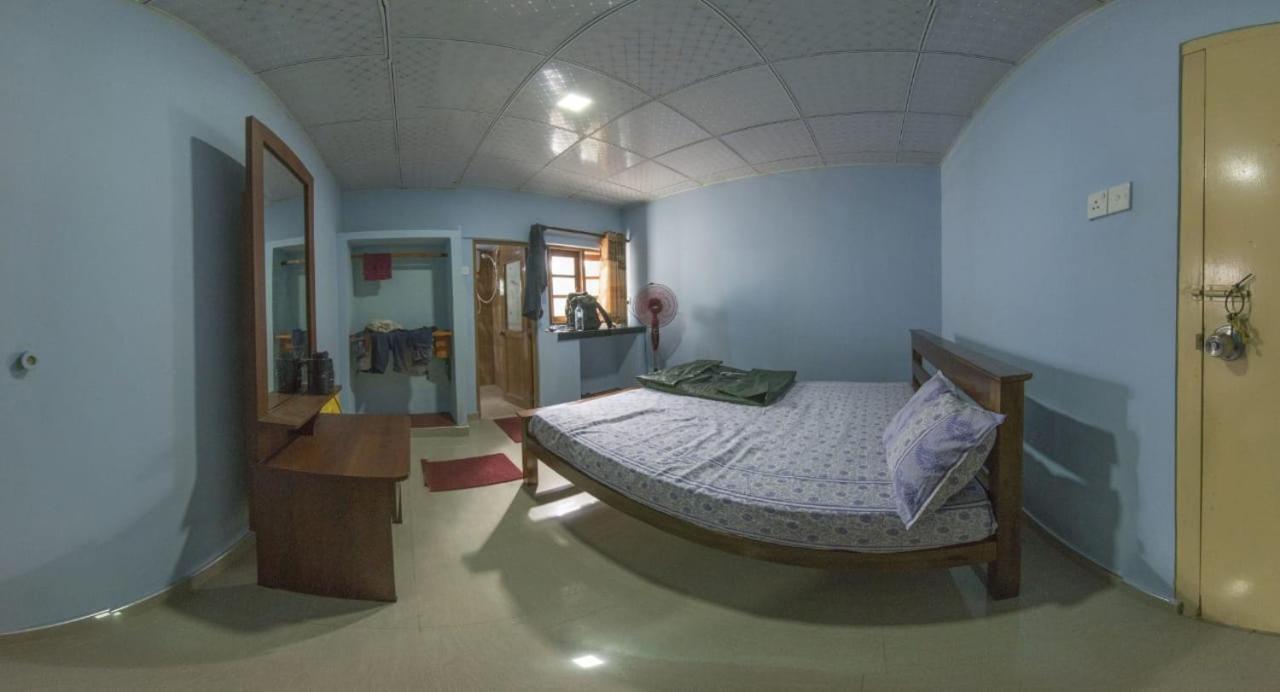 Apple Sara Home Stay Kandy Luaran gambar